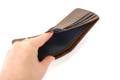 ゴート 二つ折り財布