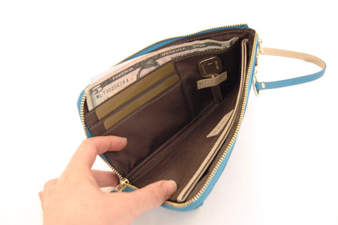 シュリンク ストラップ付長財布